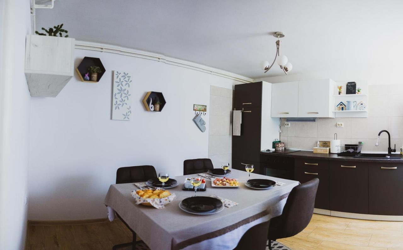 Soba I Apartman Dula 奥古林 外观 照片